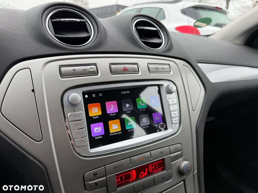 Ford Mondeo 2.0 Titanium - 32