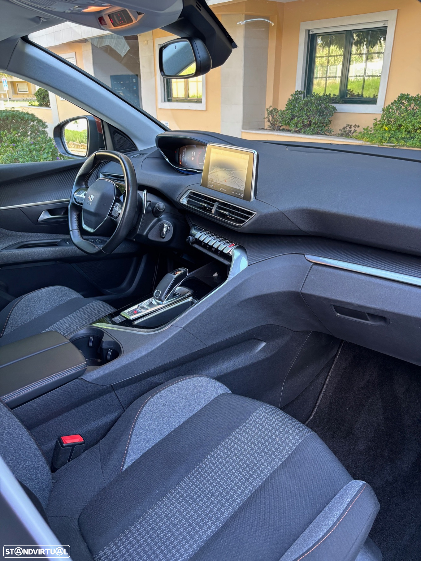 Peugeot 3008 1.2 PureTech Allure EAT8 - 10