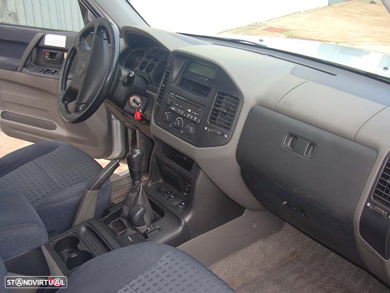 Mitsubishi Pajero 3.2 DI-D GLS TA Longo - 5