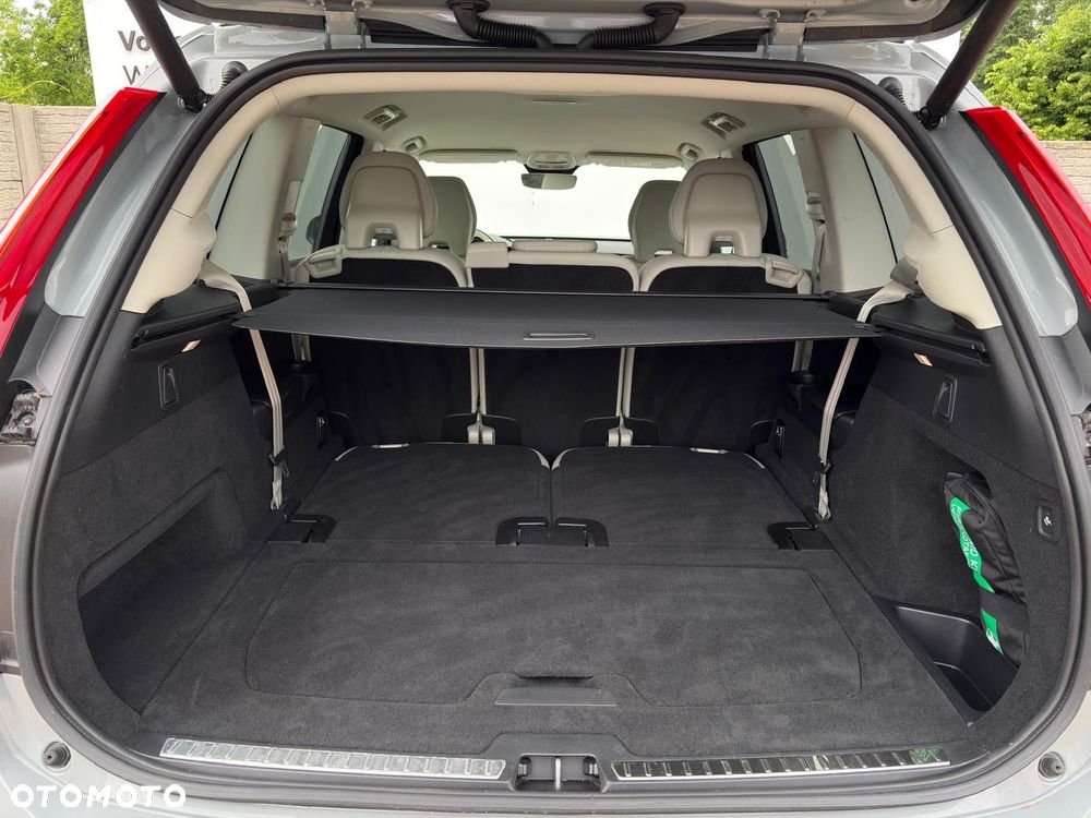 Volvo XC 90 - 10