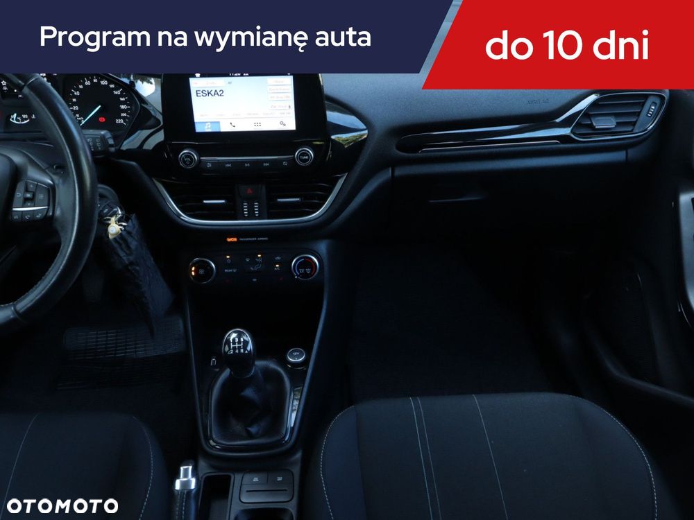 Ford Fiesta - 10