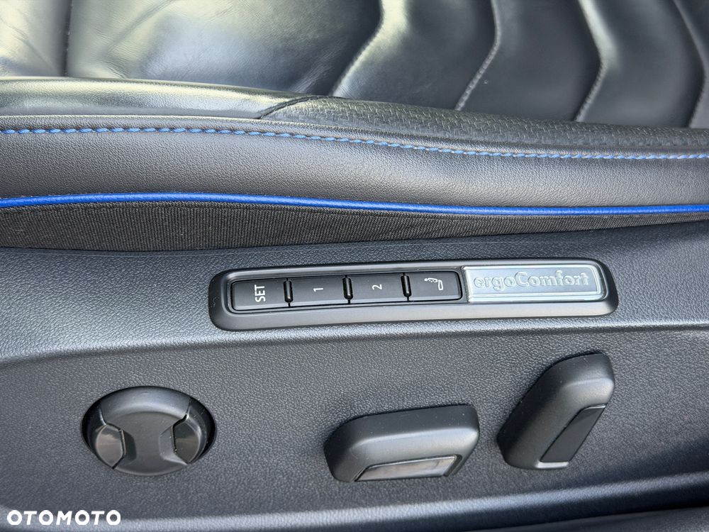 Volkswagen Arteon 2.0 TSI 4Motion R DSG - 20