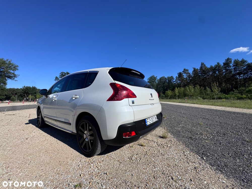 Peugeot 3008 2.0 HDi Premium - 9