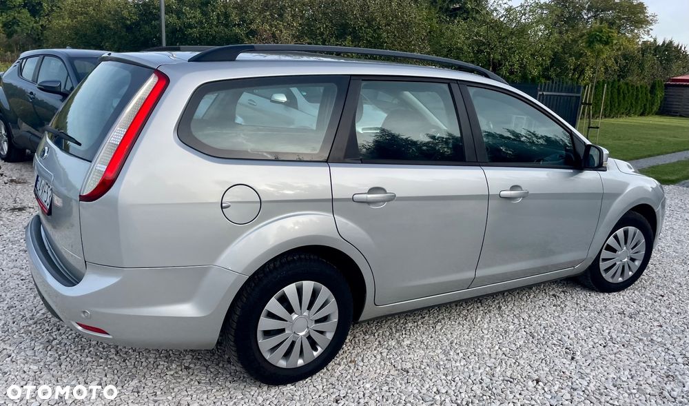 Ford Focus 1.6 16V Fun - 17