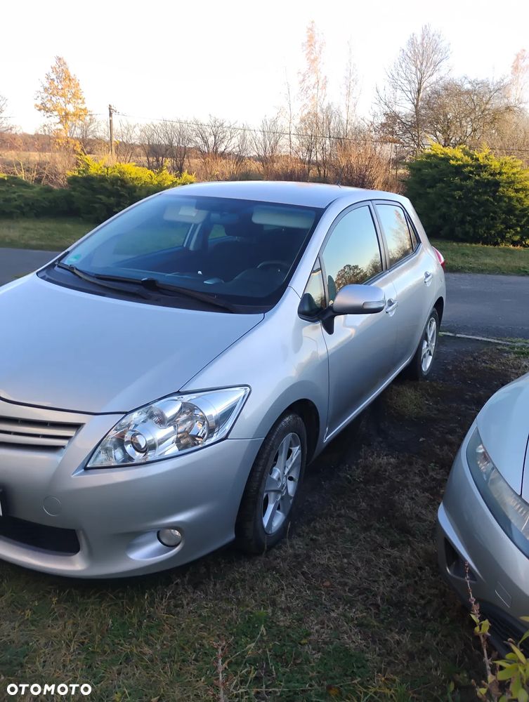Toyota Auris 1.6 Life - 2