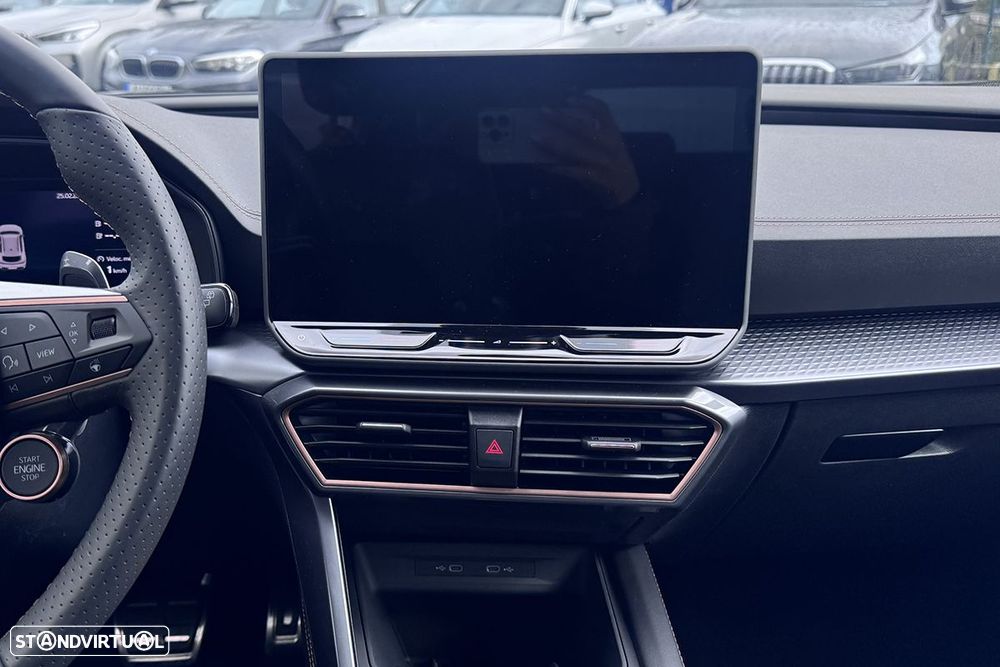 Cupra Formentor 1.5 e-Hybrid DSG - 9