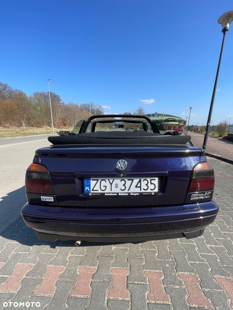 Volkswagen Golf 1.8 GL - 7