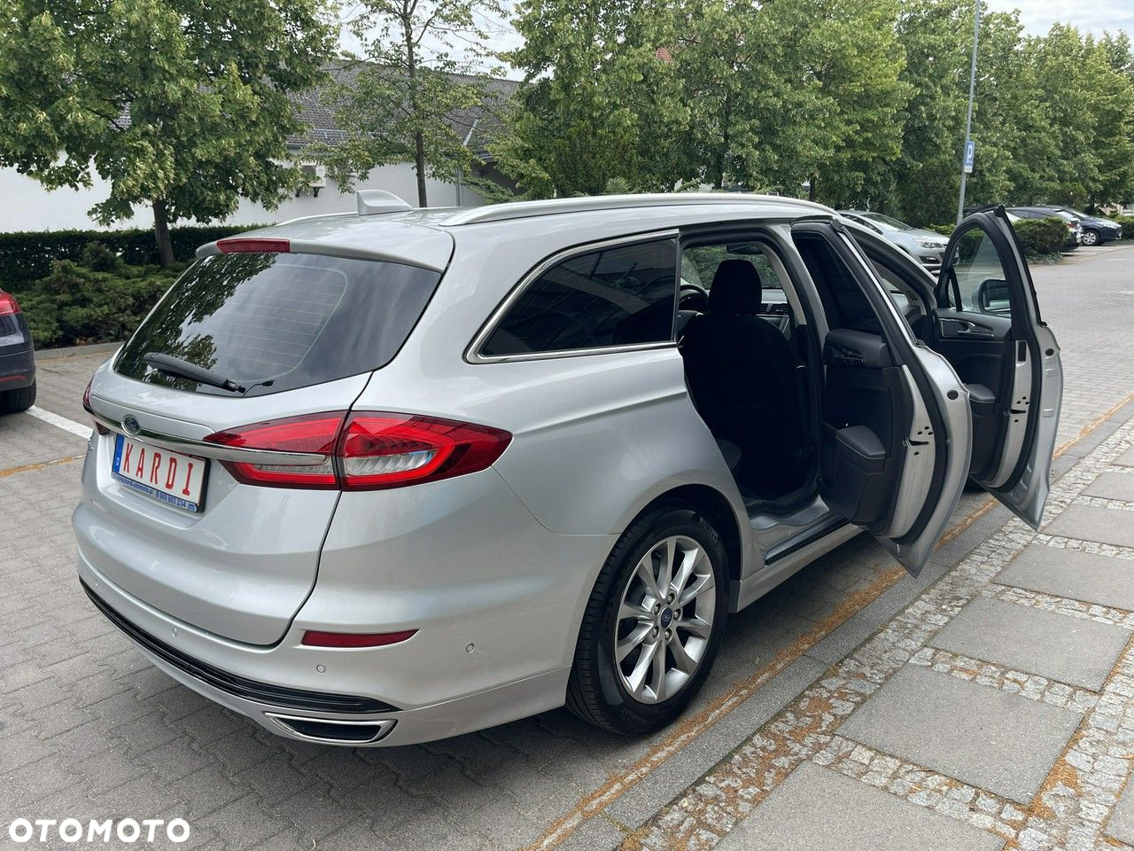 Ford Mondeo - 18