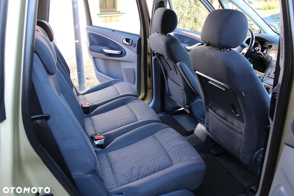 Ford Galaxy 1.8 TDCi Ghia - 16