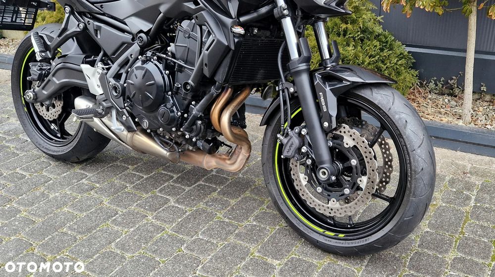 Kawasaki Z 650 - 10