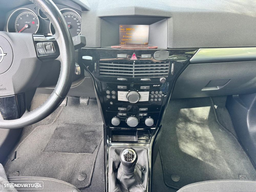 Opel Astra 1.7 CDTi Cosmo ecoFLEX - 9