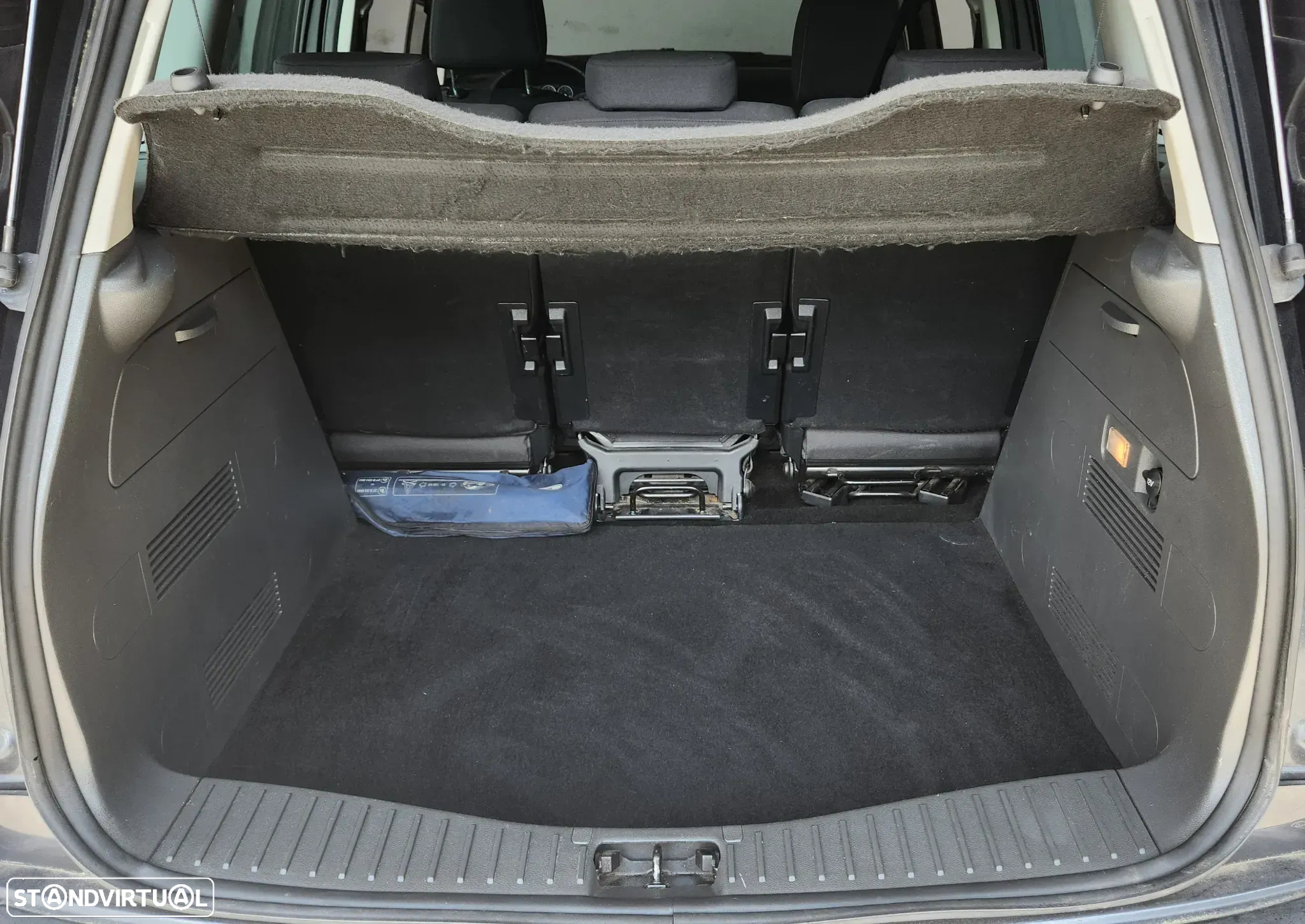 Ford C-Max 1.6 TDCi Titanium - 13