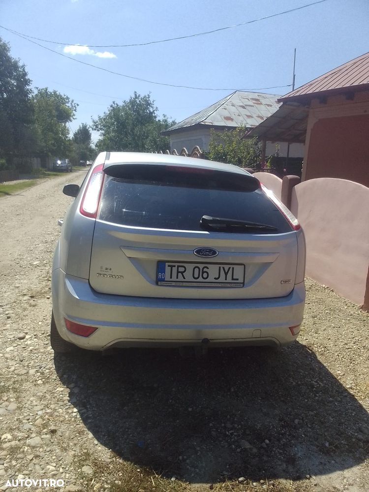 Ford Focus 1.6 TDCi Ghia - 2