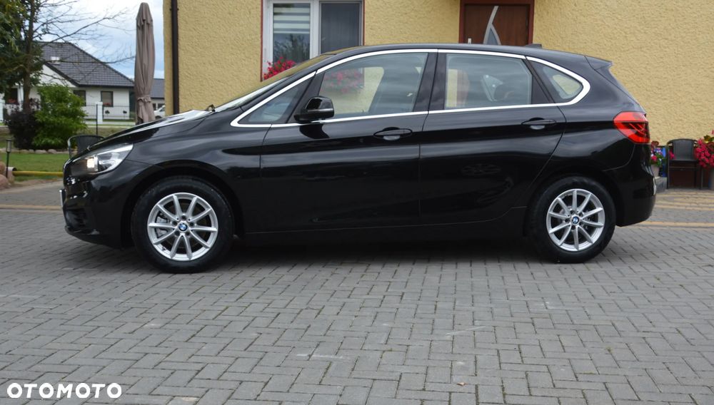 BMW Seria 2 216d - 3