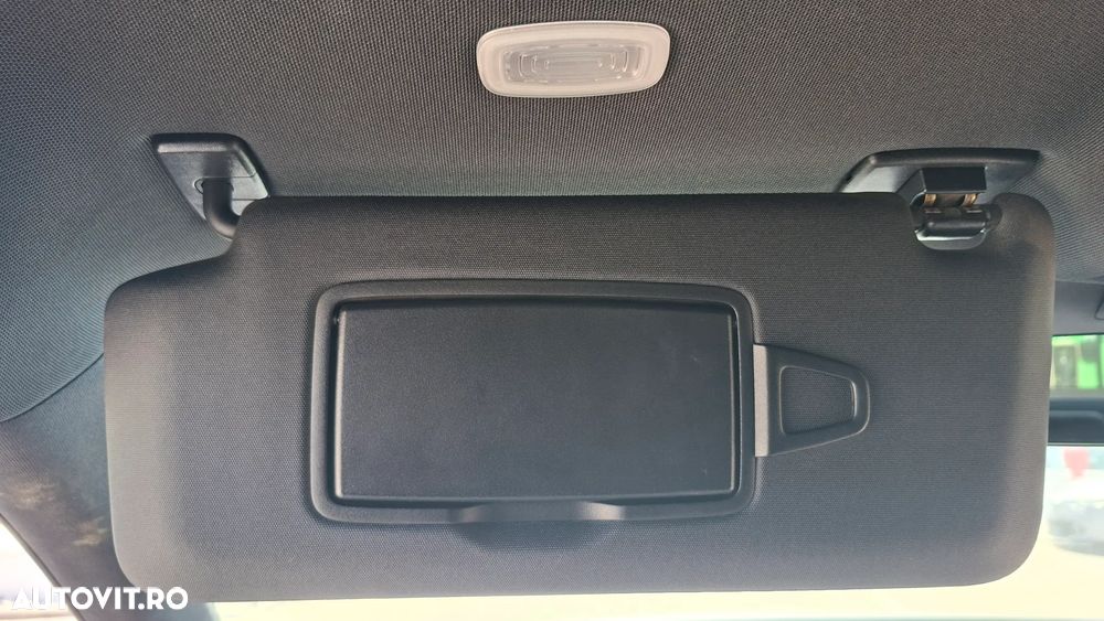 Mercedes-Benz A 250 e Aut. - 38