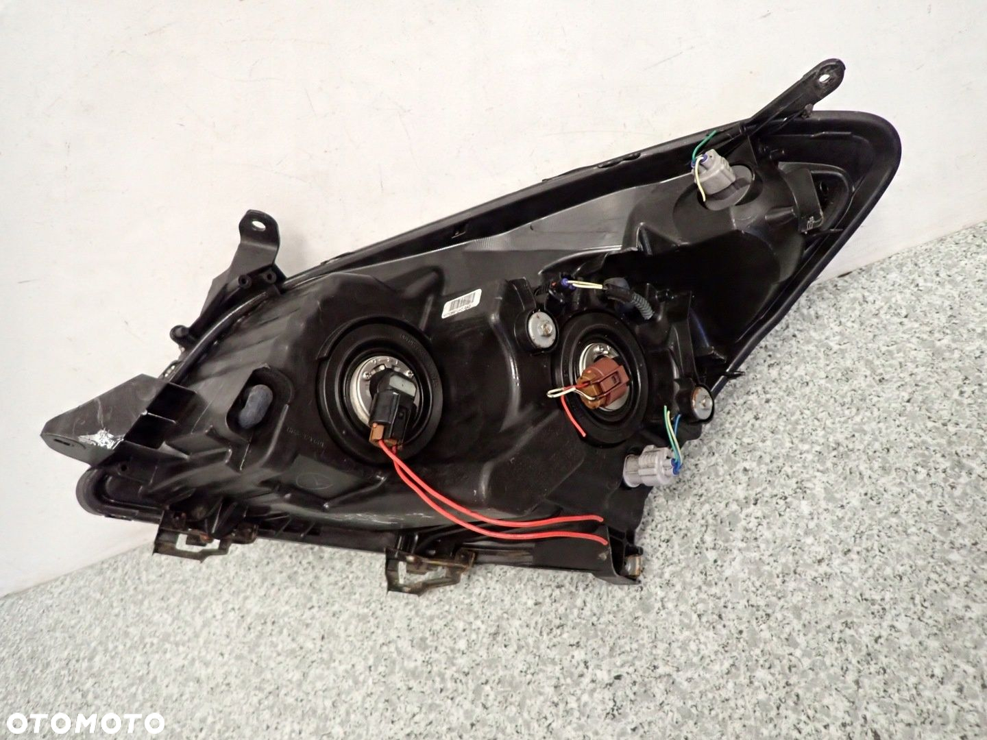 TOYOTA COROLLA VERSO 07- LAMPA PRZEDNIA PRAWA REFLEKTOR PRAWY D-CAT - 10