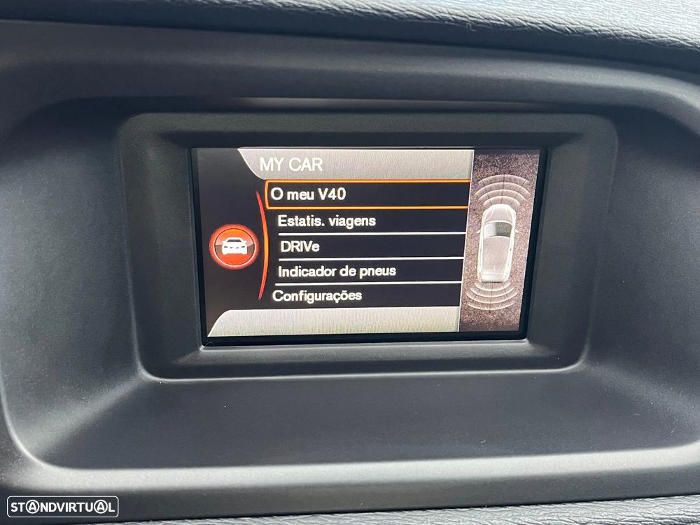 Volvo V40 1.5 T3 Sport Edition Geartronic - 24