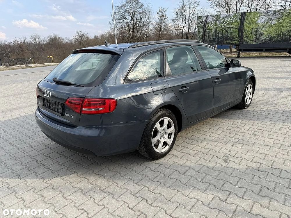 Audi A4 Avant 2.0 TDI DPF Ambition - 4