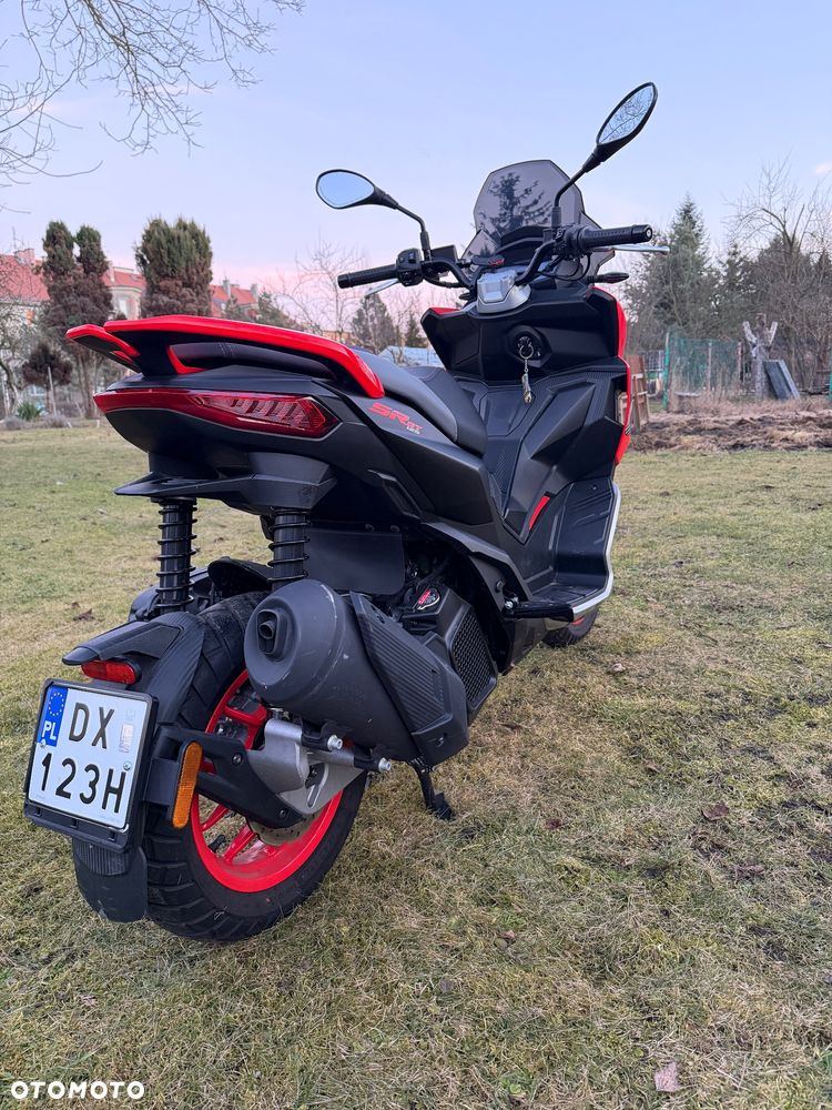 Aprilia SR - 9
