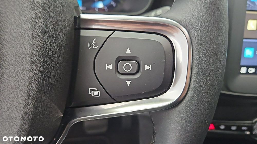 Volvo XC 40 B3 Essential - 15