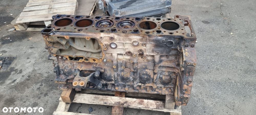 Silnik Mercedes OM 471 - 4