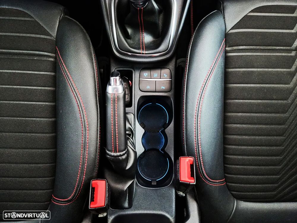 Ford Puma 1.0 EcoBoost MHEV ST-Line X - 34