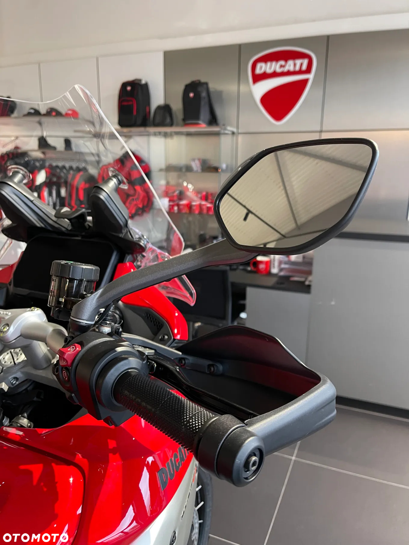Ducati Multistrada - 13