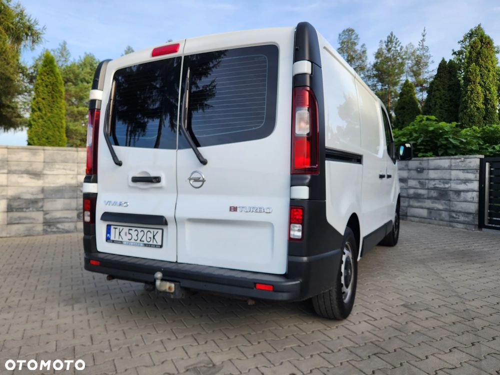 Opel Vivaro - 22