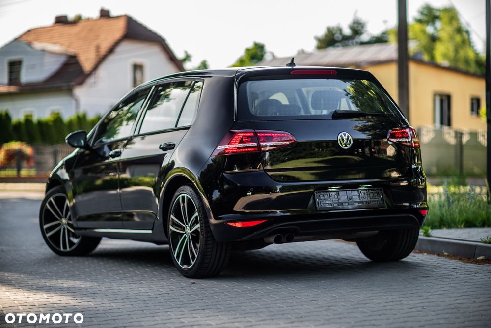 Volkswagen Golf 2.0 TDI BlueMotion Technology Edition - 11