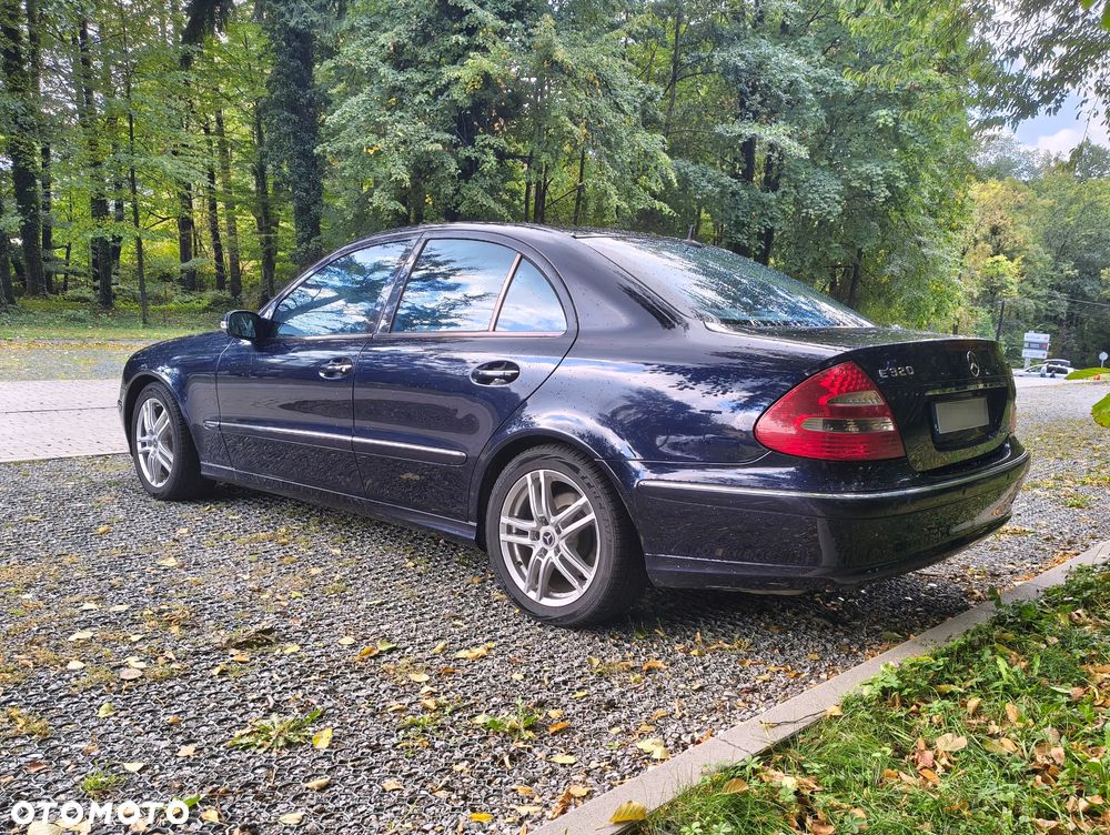 Mercedes-Benz Klasa E 320 CDI Avantgarde DPF - 4