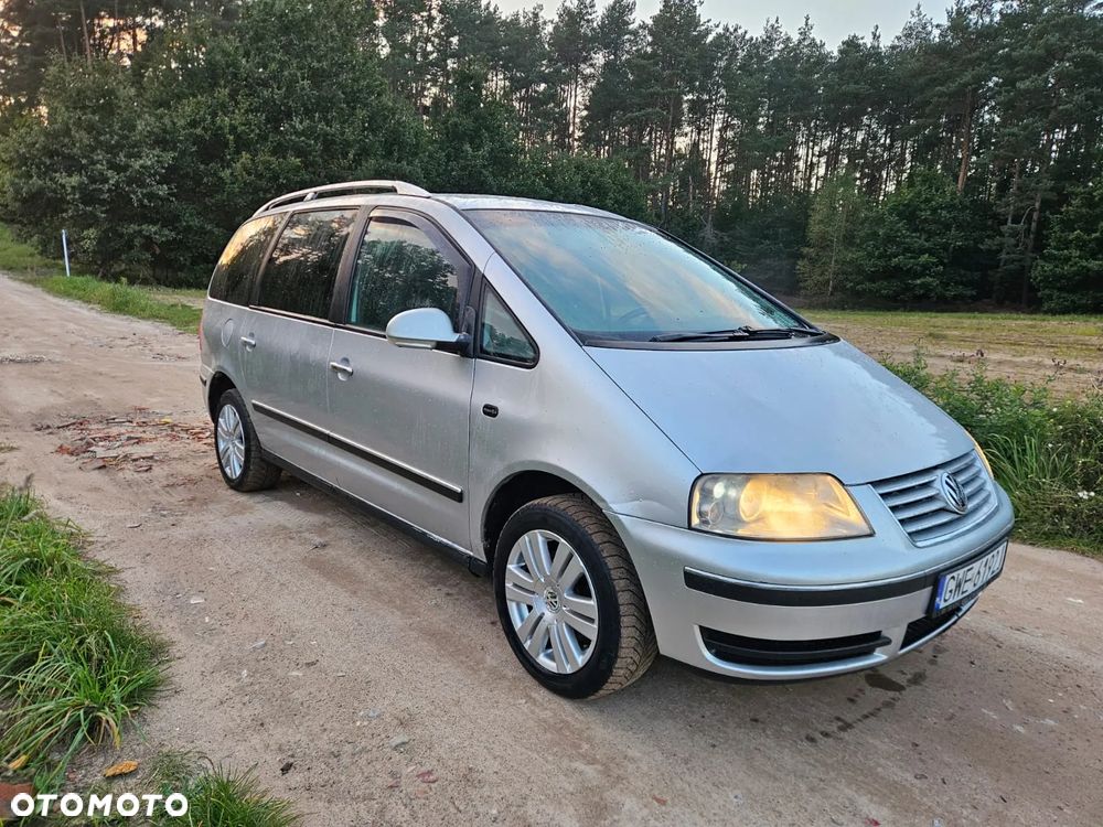 Volkswagen Sharan - 1