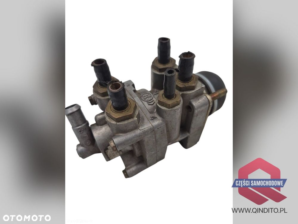 ZAWÓR GŁÓWNY HAMULCA MAN L2000 LE MB4835 - 2