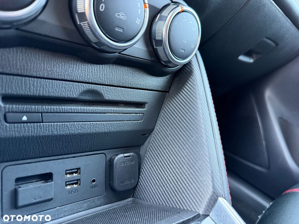 Mazda 2 SKYACTIV-G 90 Red Sports Edition - 24