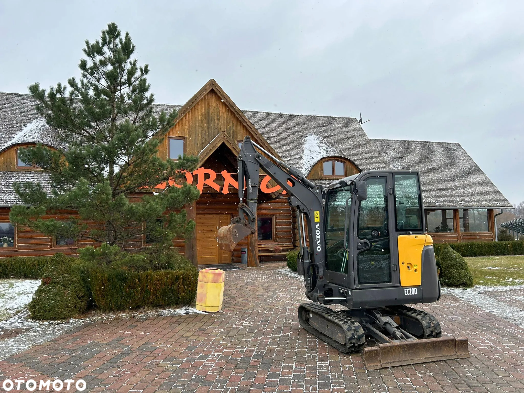 Volvo EC20D - 3