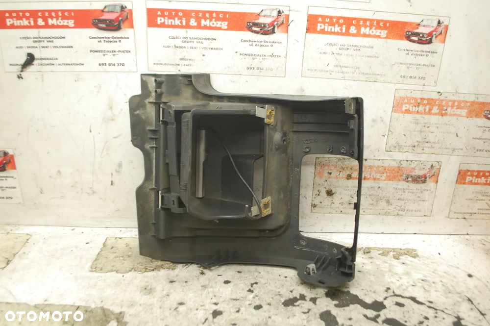 SCHOWEK PÓŁKA KIEROWCY 1K1858365G VW GOLF V - 3