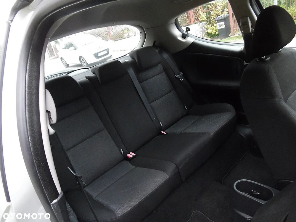 Peugeot 207 1.6 HDi 16V Sporty - 22