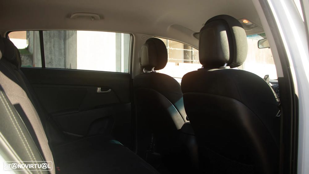 Kia Sportage - 13