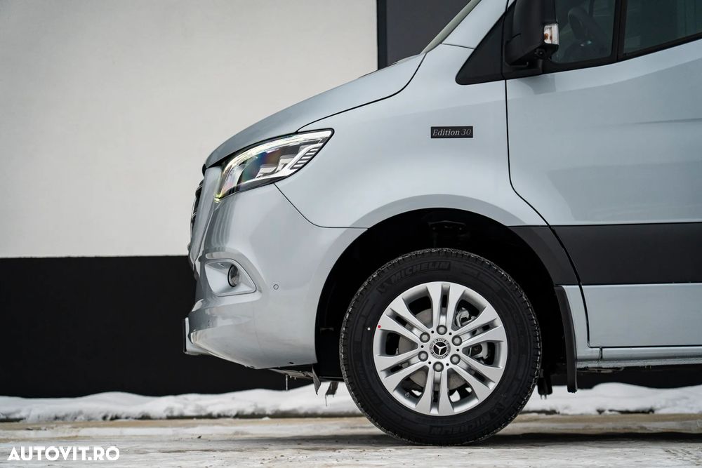 Mercedes-Benz Sprinter 319 CDI furgon - 10