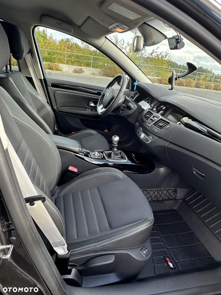 Renault Laguna 2.0 dCi Bose Edition - 21