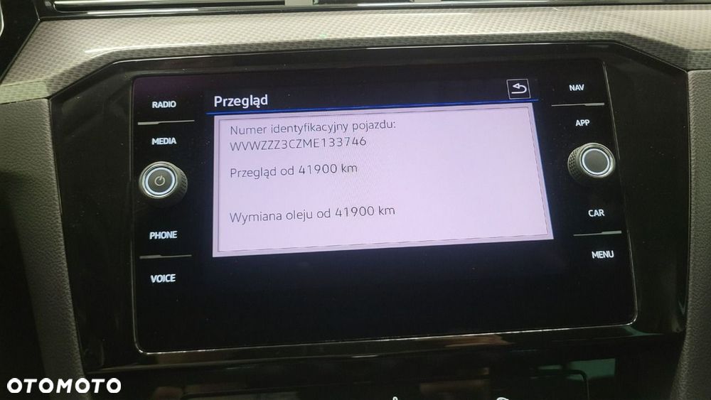 Volkswagen Passat - 20