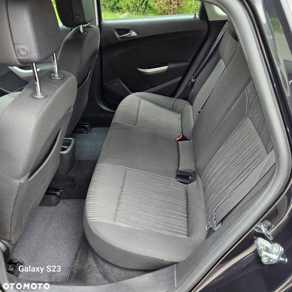 Opel Astra 1.6 Color Edition - 19