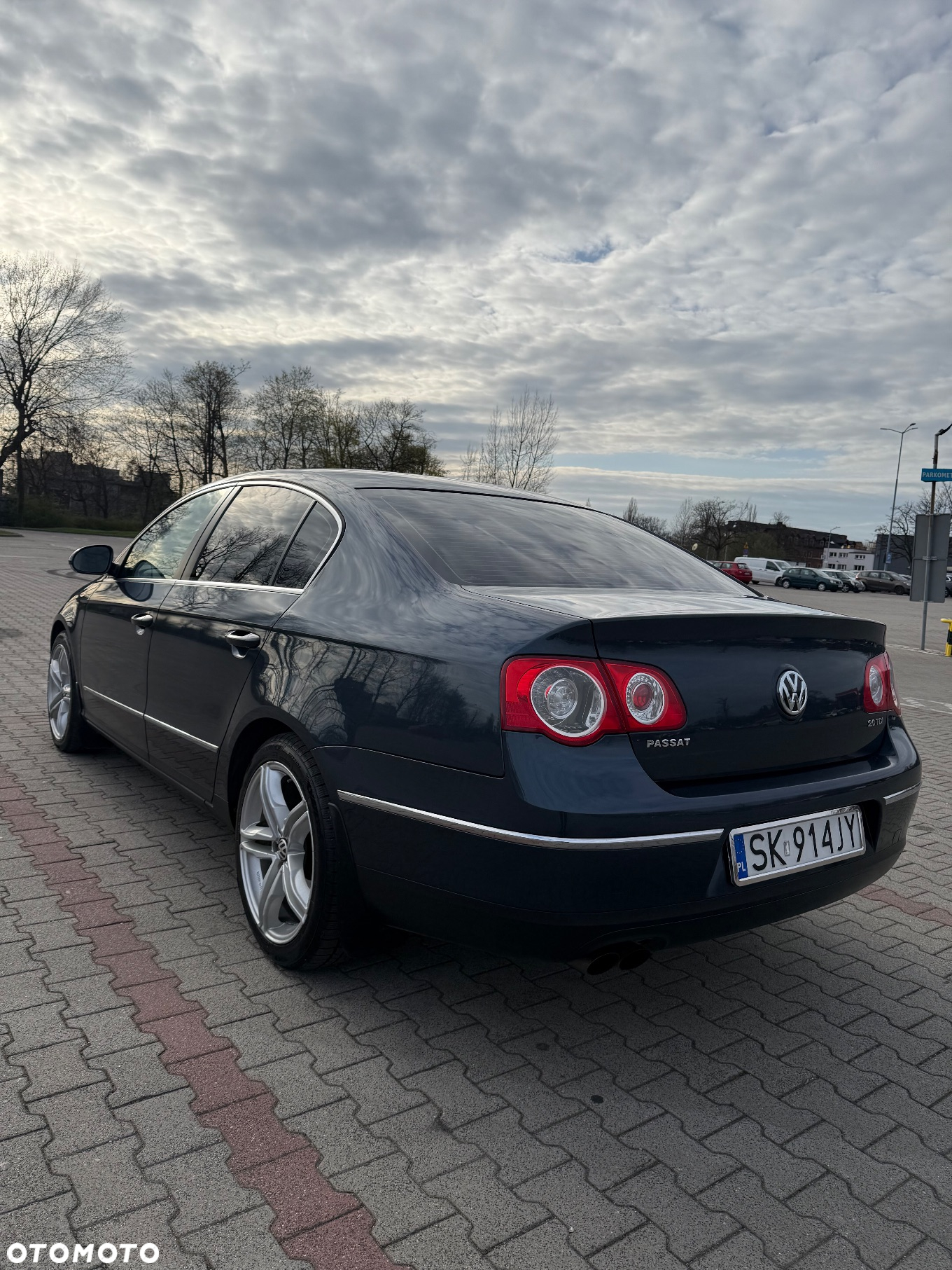 Volkswagen Passat - 6