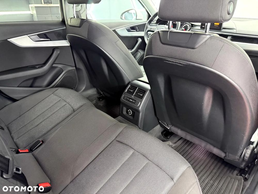 Audi A4 Avant 2.0 TDI ultra sport - 29