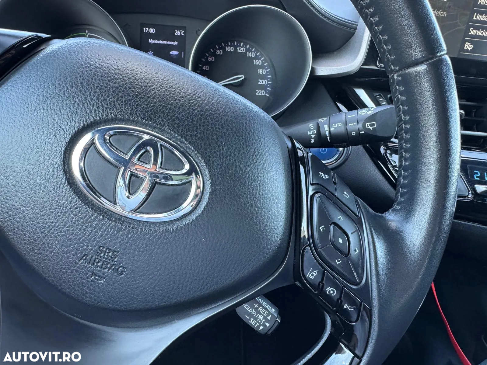 Toyota C-HR 1.8 HEV 140 CP 4x2 CVT Dynamic - 14