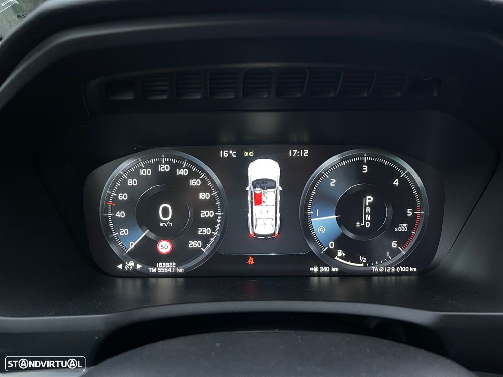 Volvo XC 90 2.0 D4 Momentum - 28