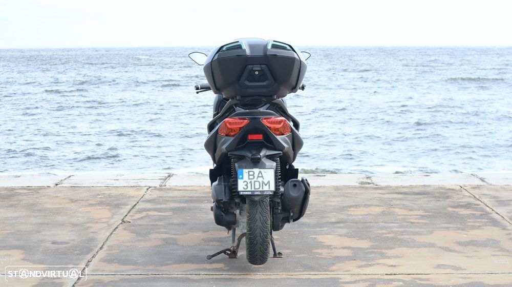 Yamaha X-Max Tech Max - 12