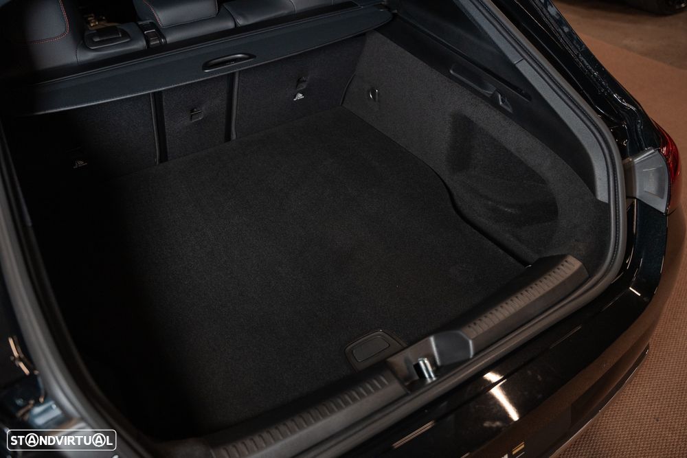 Mercedes-Benz CLA 250 - 28