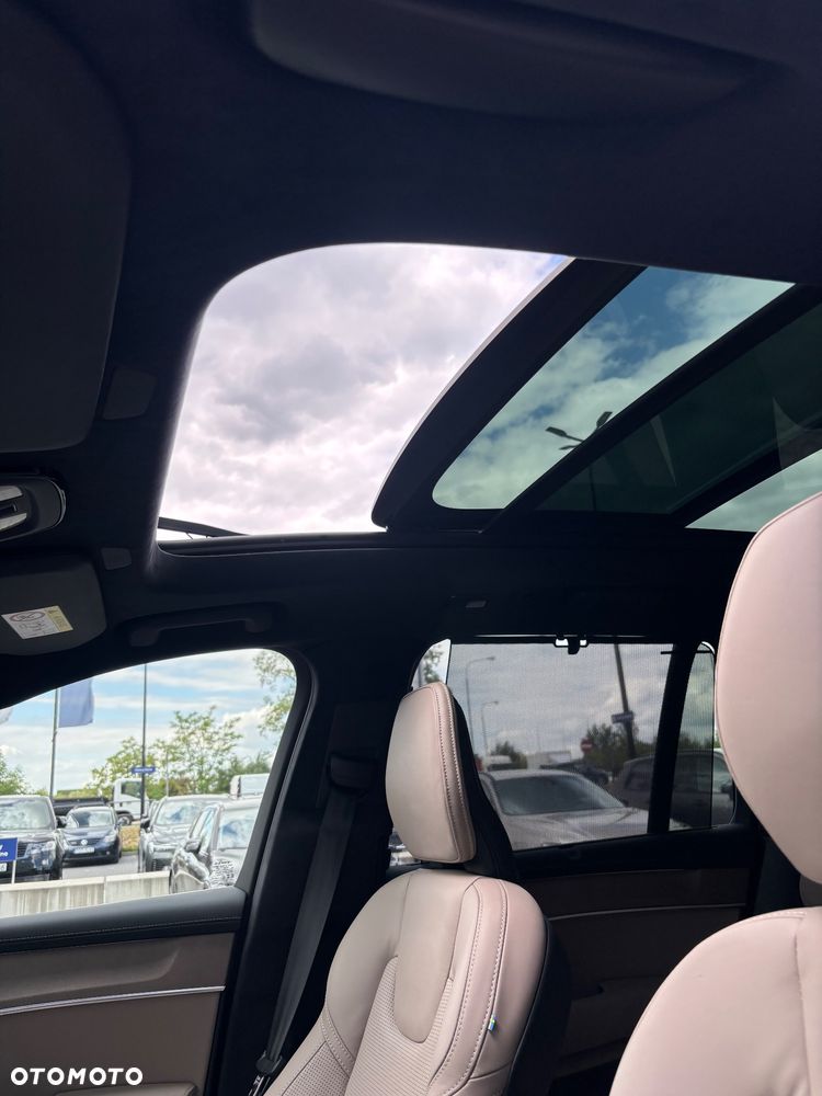 Volvo XC 90 T8 AWD Plug-In Hybrid Ultra Bright 7os - 21