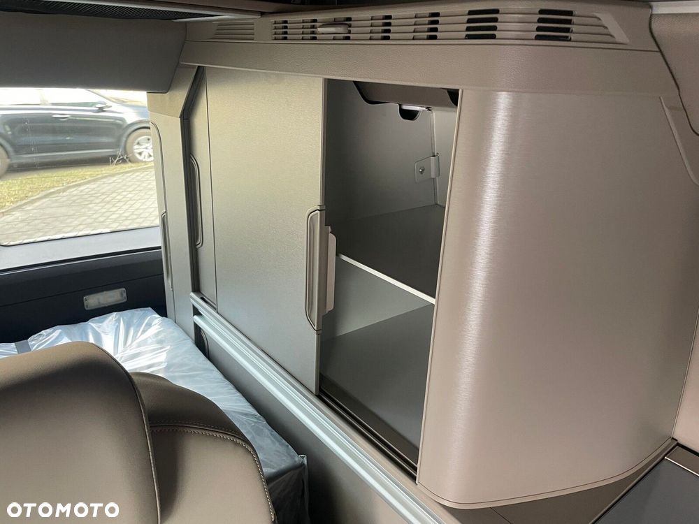 Volkswagen california Nowa California Coast silnik: 2,0 l TDI SCR 150 KM / skrzynia biegów: 7-biegowa DSG rozstaw osi: 3124 mm - 29