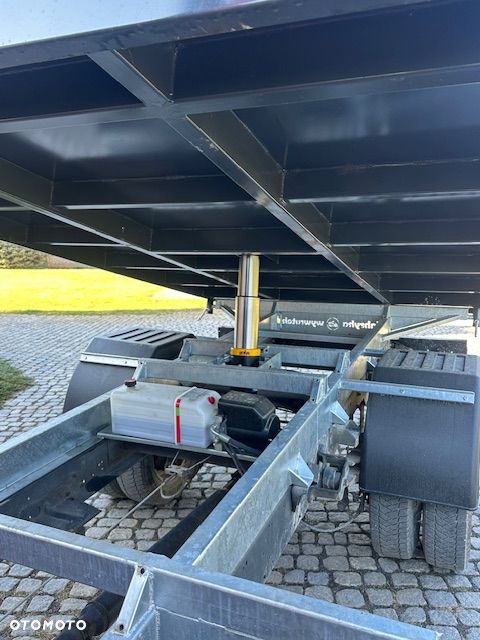 Iveco 35C16 wywrotka + hds 2700 kg - 14